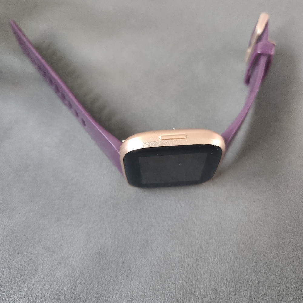 Fitbit Versa 2. Used rose gold series